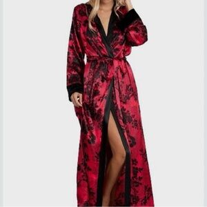 In Bloom Red-Black Long-Sleeve Floral Belted Maxi-Robe. Red Floral Women's Robe